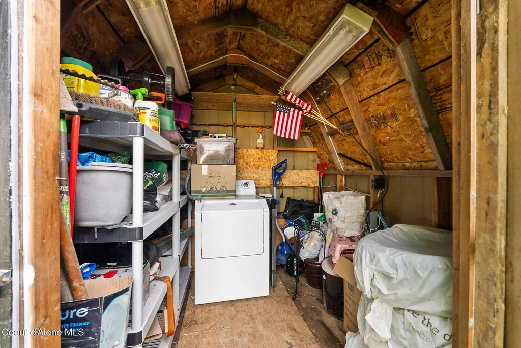 1100 Kootenai Cutoff Road Ponderay ID 83852