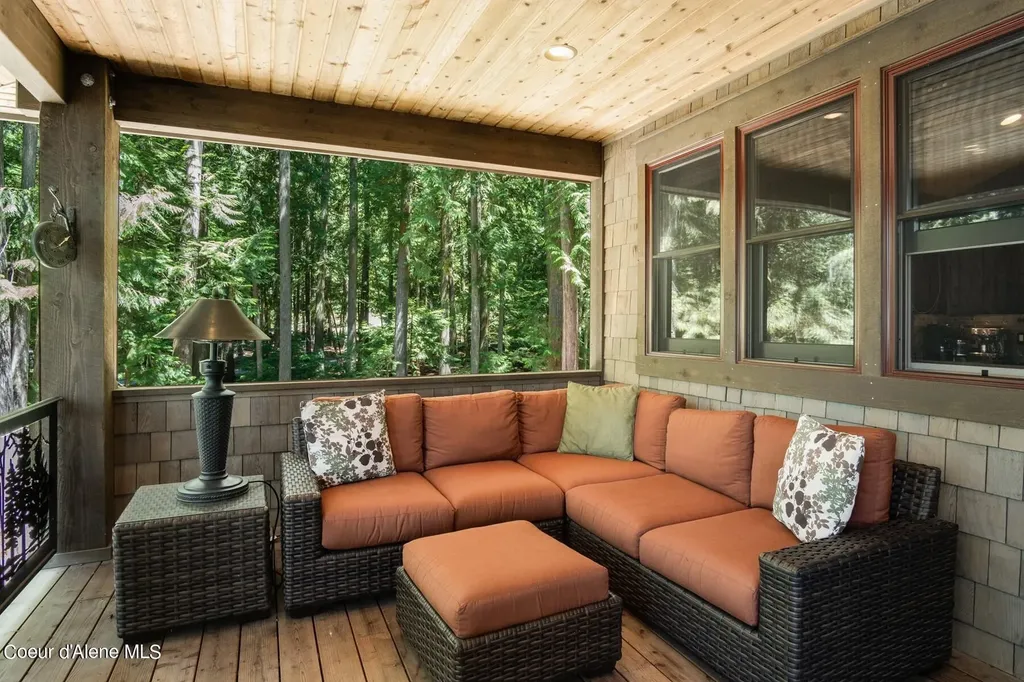 57 Blue Heron Lane Hope ID 83836