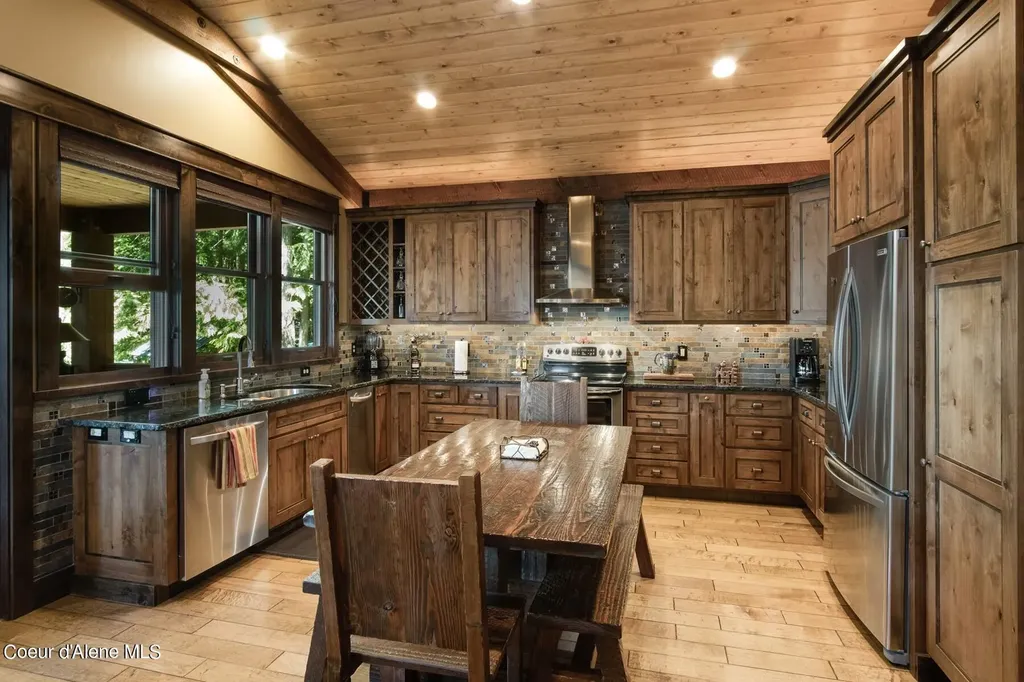 57 Blue Heron Lane Hope ID 83836
