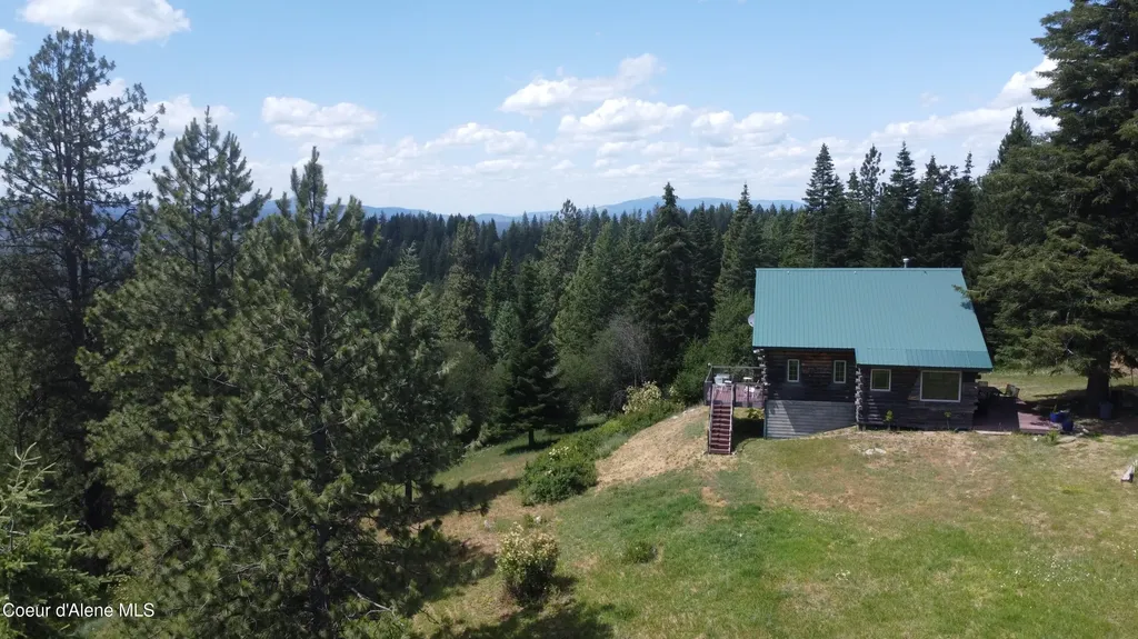 21160 N Corbin Hill Road Hayden ID 83835