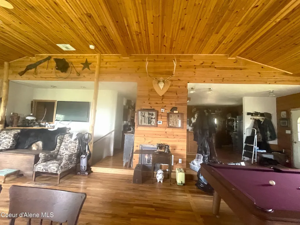 21160 N Corbin Hill Road Hayden ID 83835