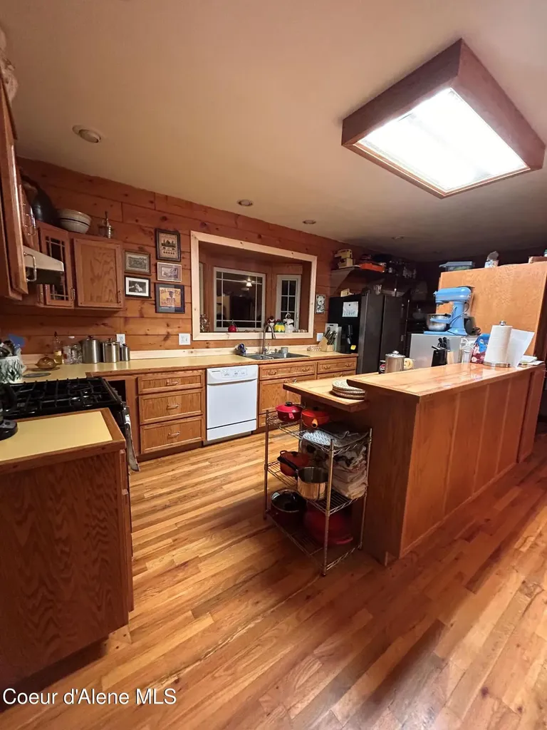 21160 N Corbin Hill Road Hayden ID 83835
