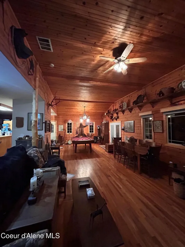 21160 N Corbin Hill Road Hayden ID 83835