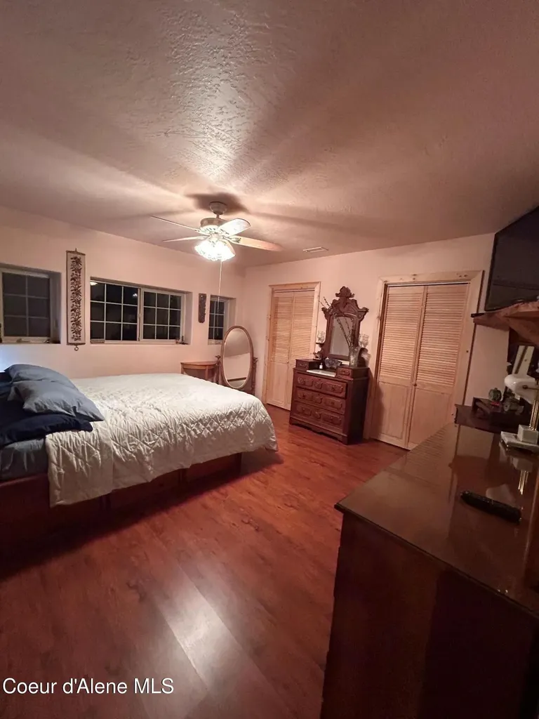 21160 N Corbin Hill Road Hayden ID 83835