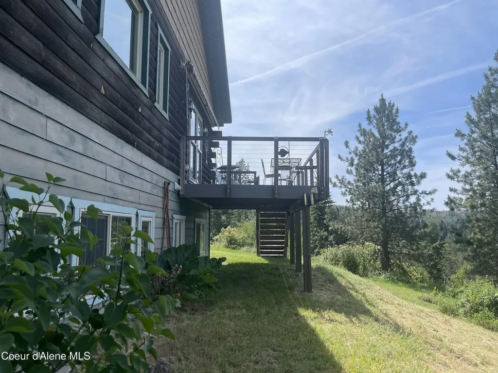 21160 N Corbin Hill Road Hayden ID 83835