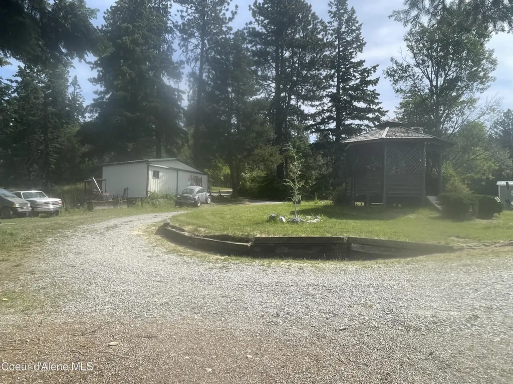 21160 N Corbin Hill Road Hayden ID 83835