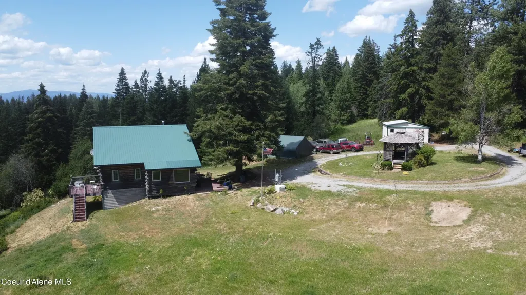 21160 N Corbin Hill Road Hayden ID 83835
