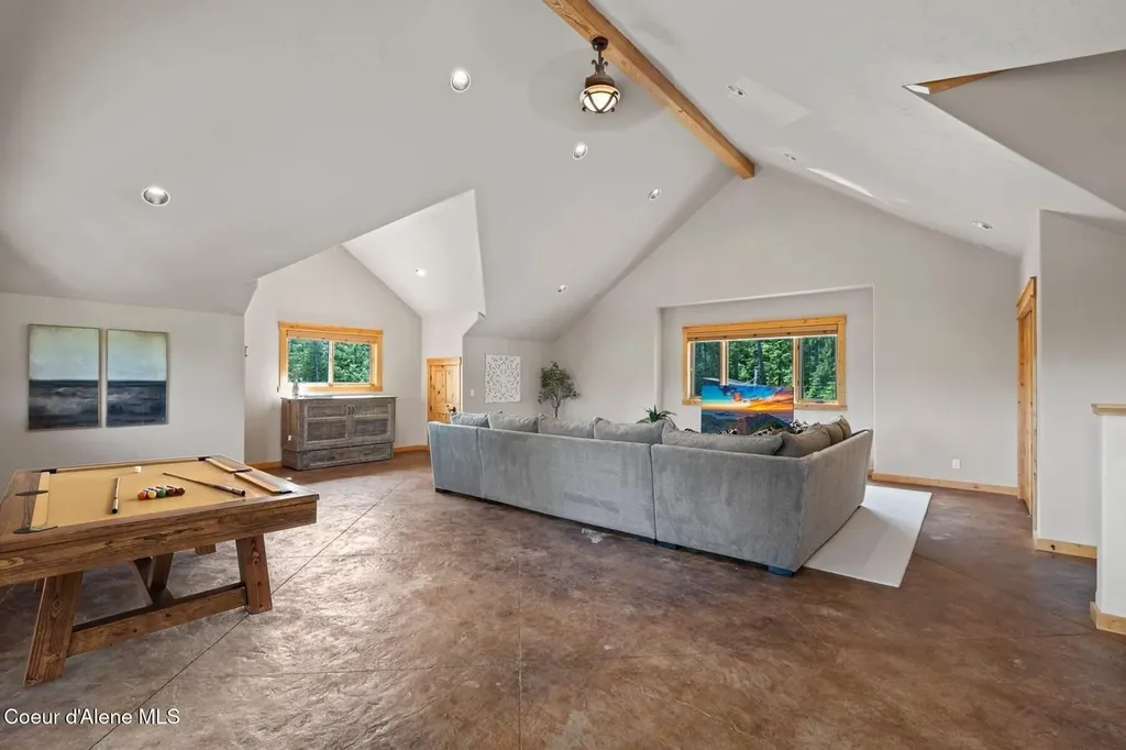 968 Hidden Valley Road Sandpoint ID 83864