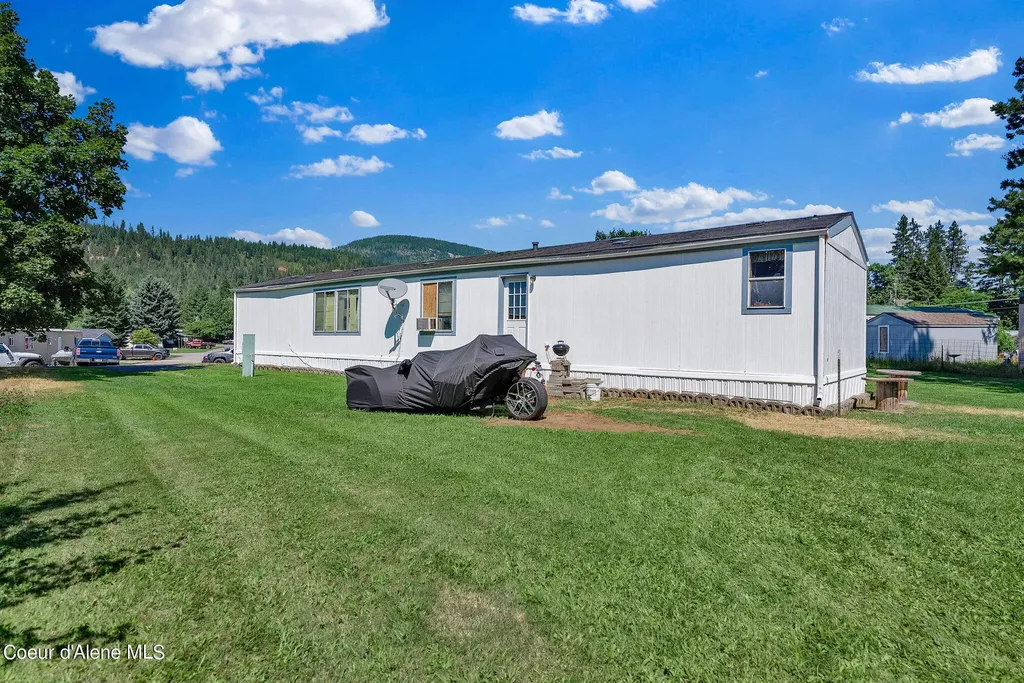 8270 W Meadowbrook Circle Rathdrum ID 83858