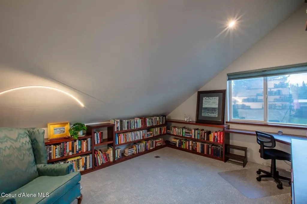 170 Flatwater Lane Sandpoint ID 83864