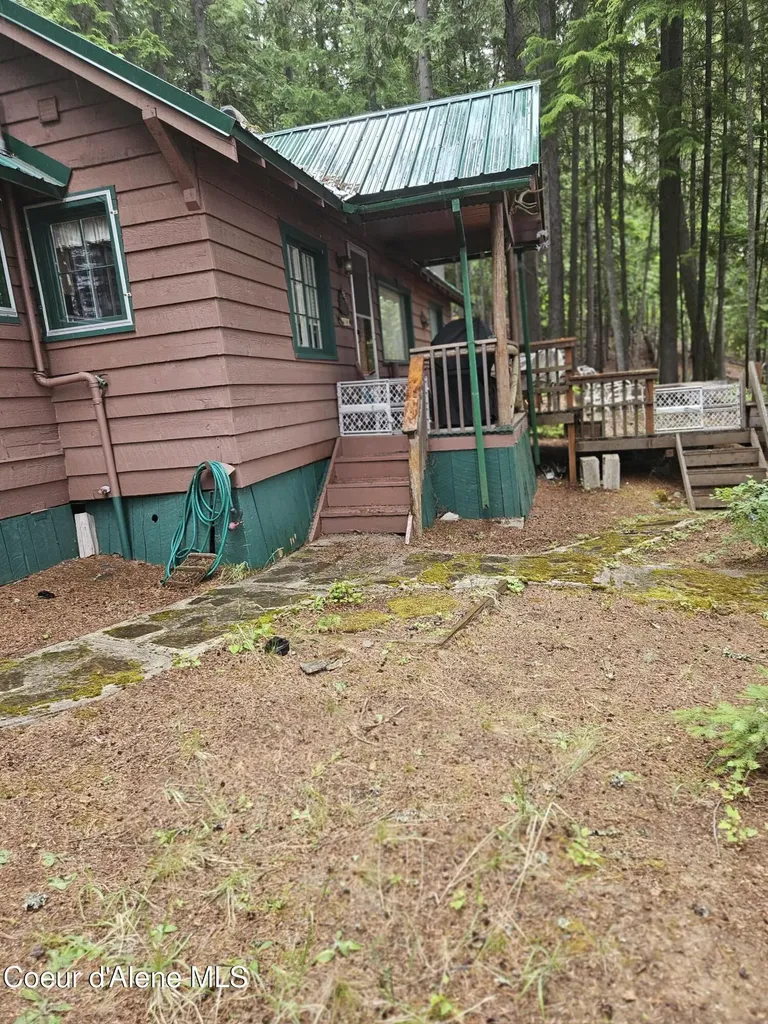 57 N Neopit Road Priest Lake ID 83856