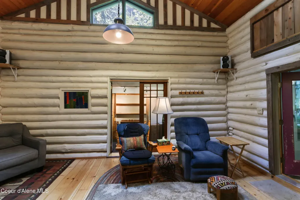 1283 N Wrenco Road Sandpoint ID 83864
