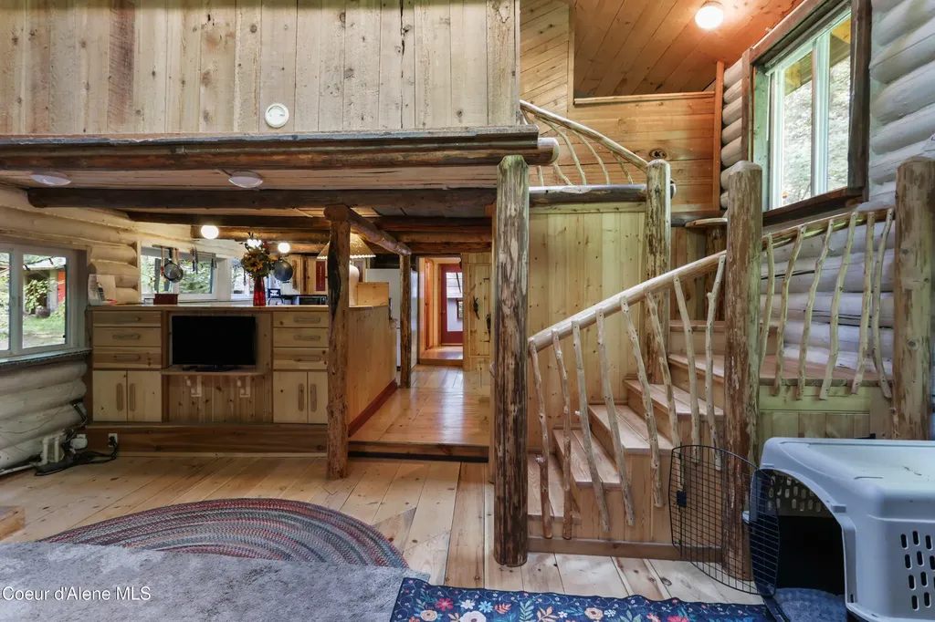 1283 N Wrenco Road Sandpoint ID 83864