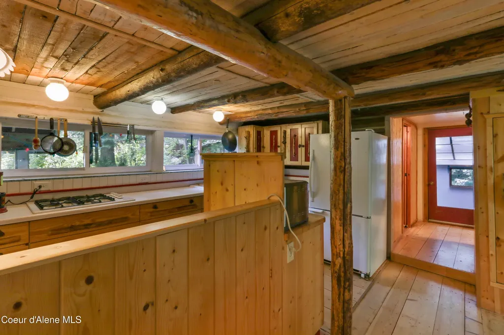 1283 N Wrenco Road Sandpoint ID 83864