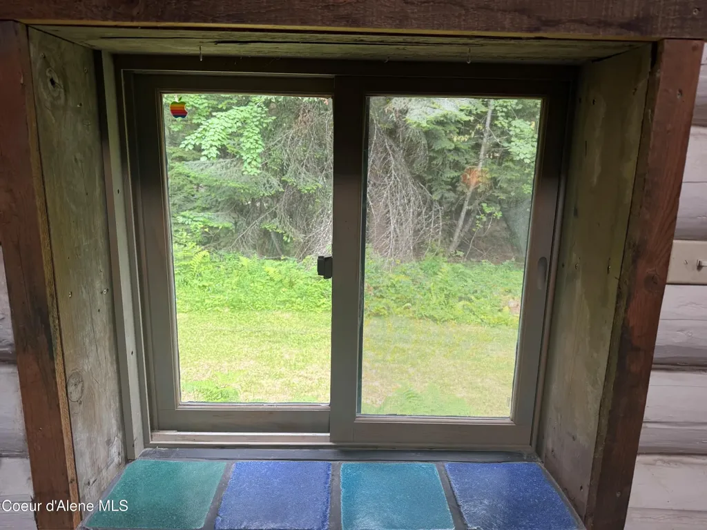 1283 N Wrenco Road Sandpoint ID 83864