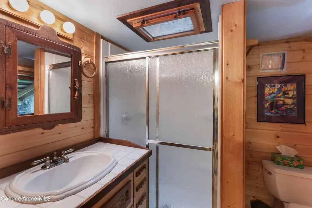 1283 N Wrenco Road Sandpoint ID 83864