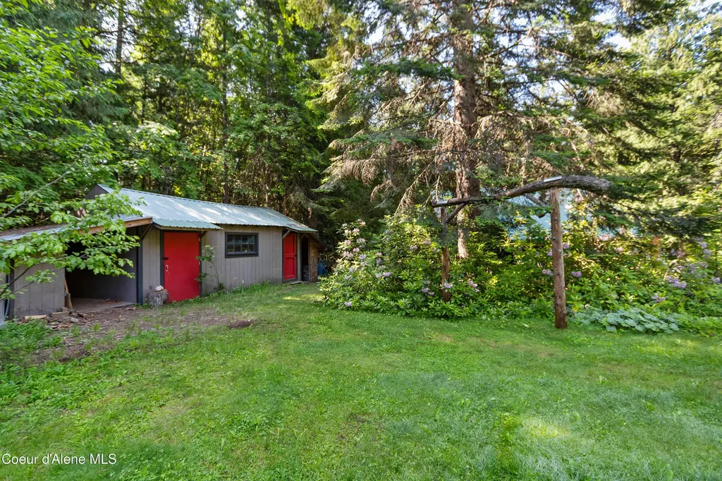 1283 N Wrenco Road Sandpoint ID 83864