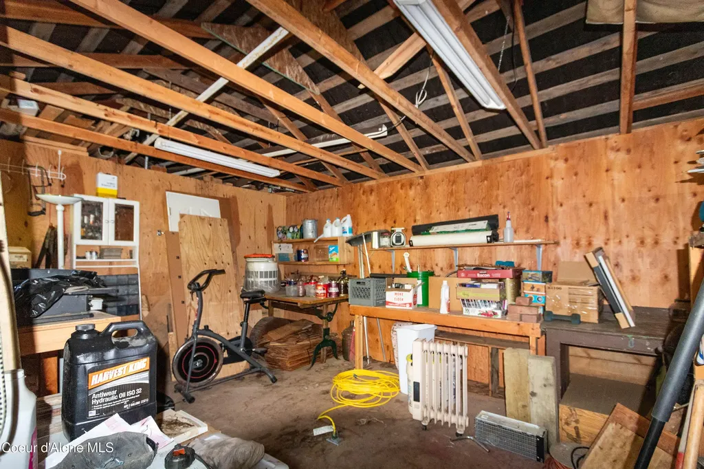 1283 N Wrenco Road Sandpoint ID 83864