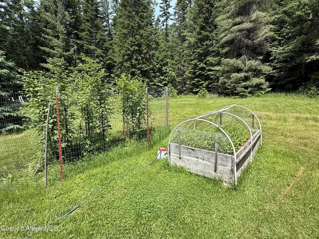 1283 N Wrenco Road Sandpoint ID 83864