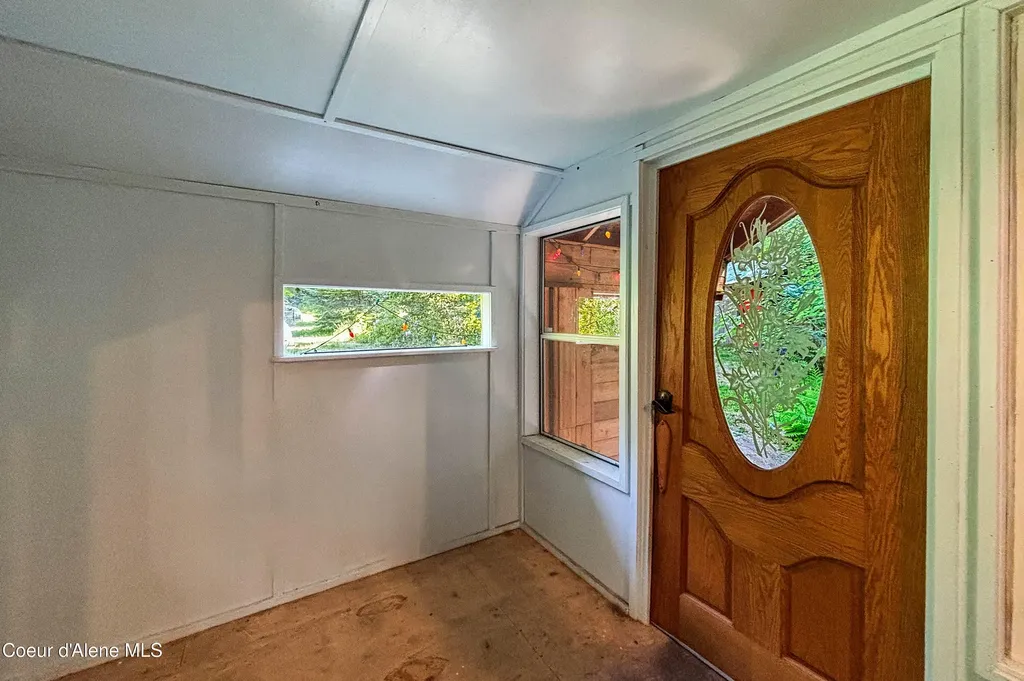 1283 N Wrenco Road Sandpoint ID 83864