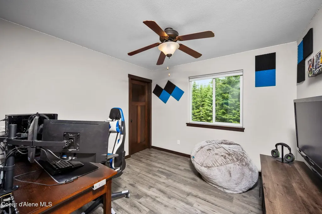 11683 E Whitetail Drive Athol ID 83801