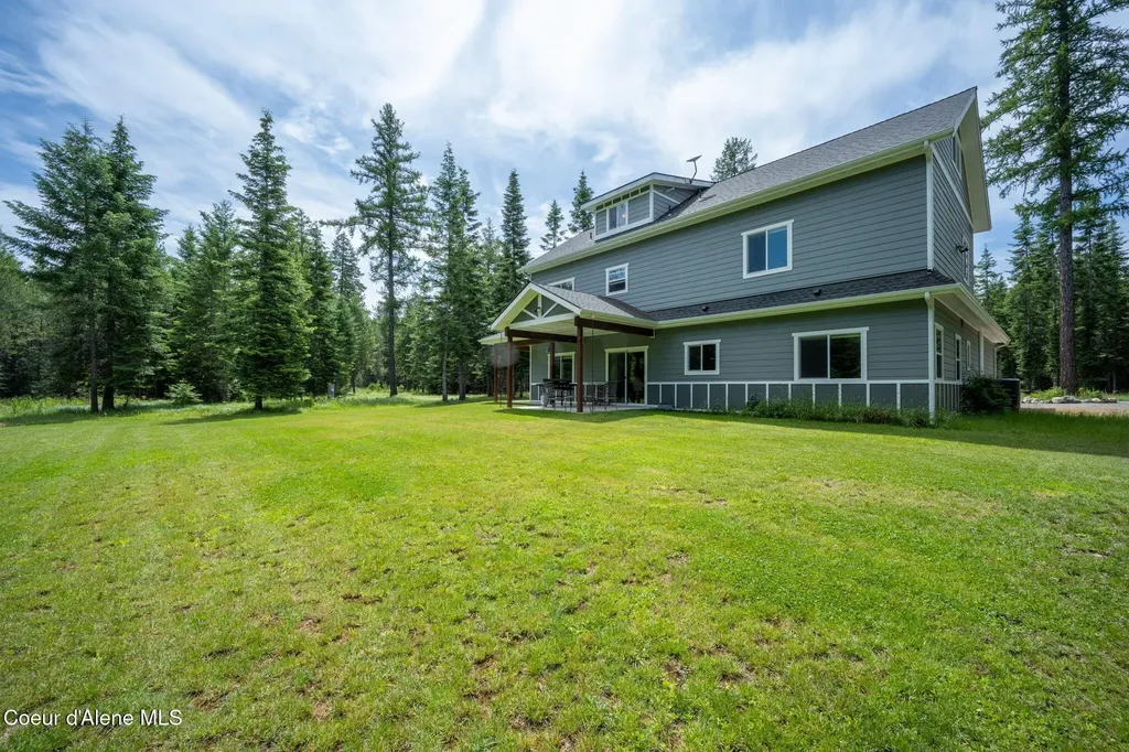 11683 E Whitetail Drive Athol ID 83801