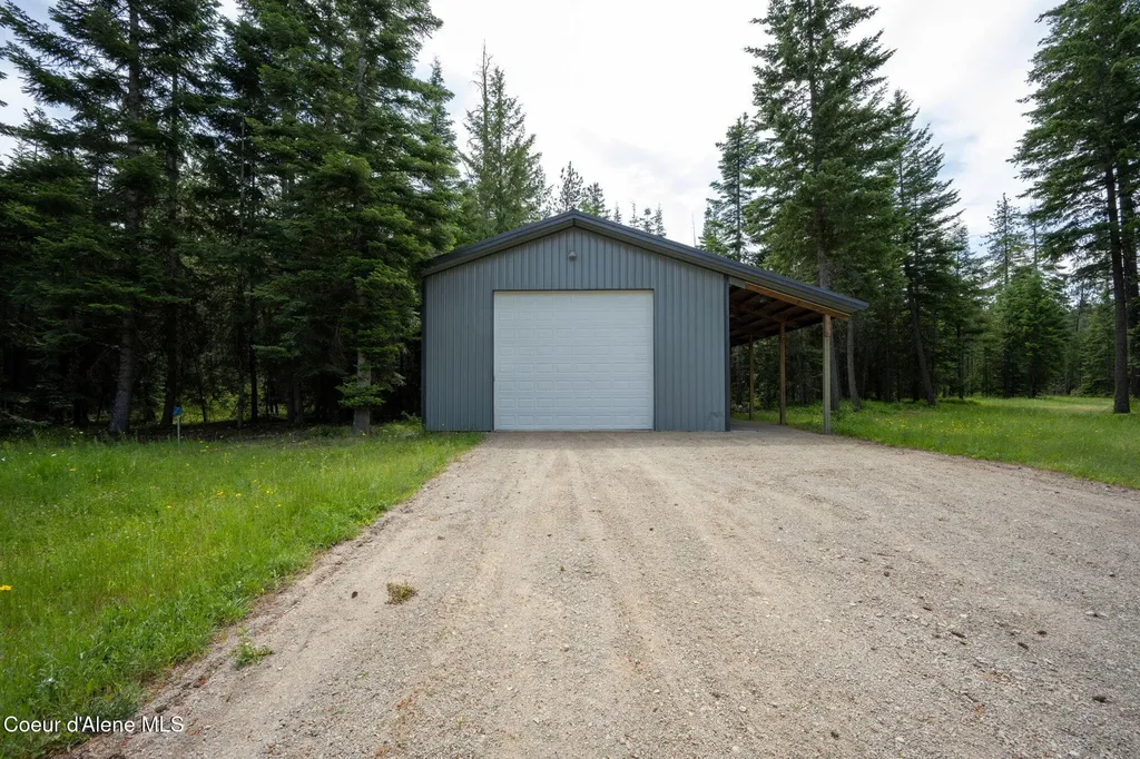 11683 E Whitetail Drive Athol ID 83801