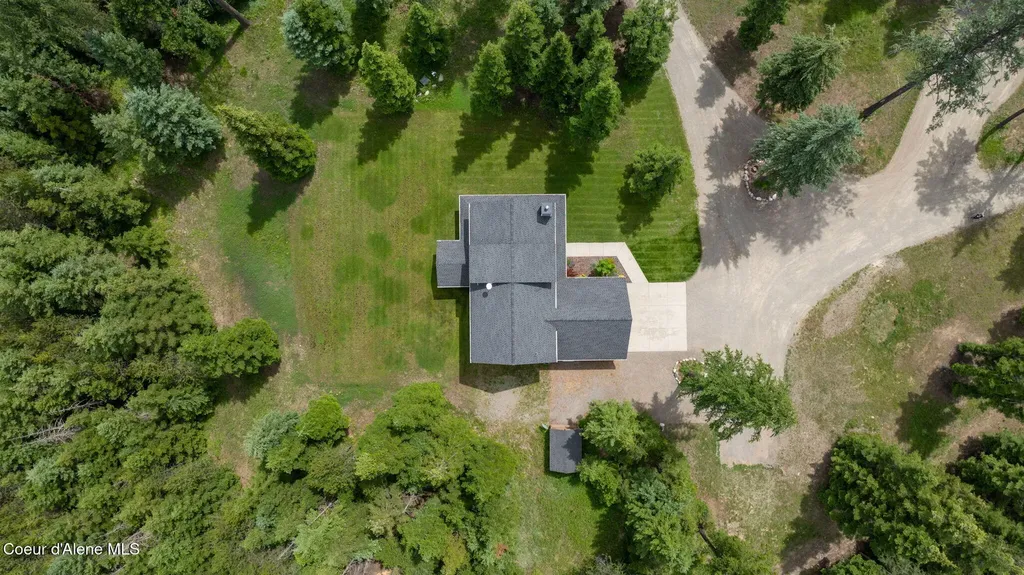 11683 E Whitetail Drive Athol ID 83801