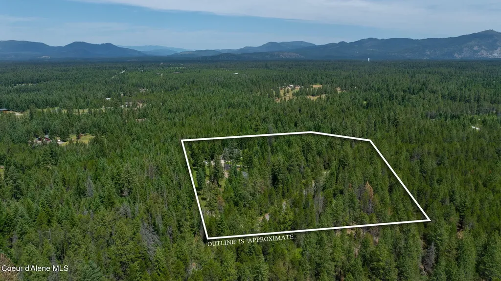 11683 E Whitetail Drive Athol ID 83801
