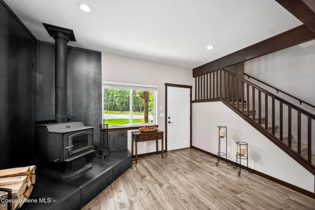 11683 E Whitetail Drive Athol ID 83801