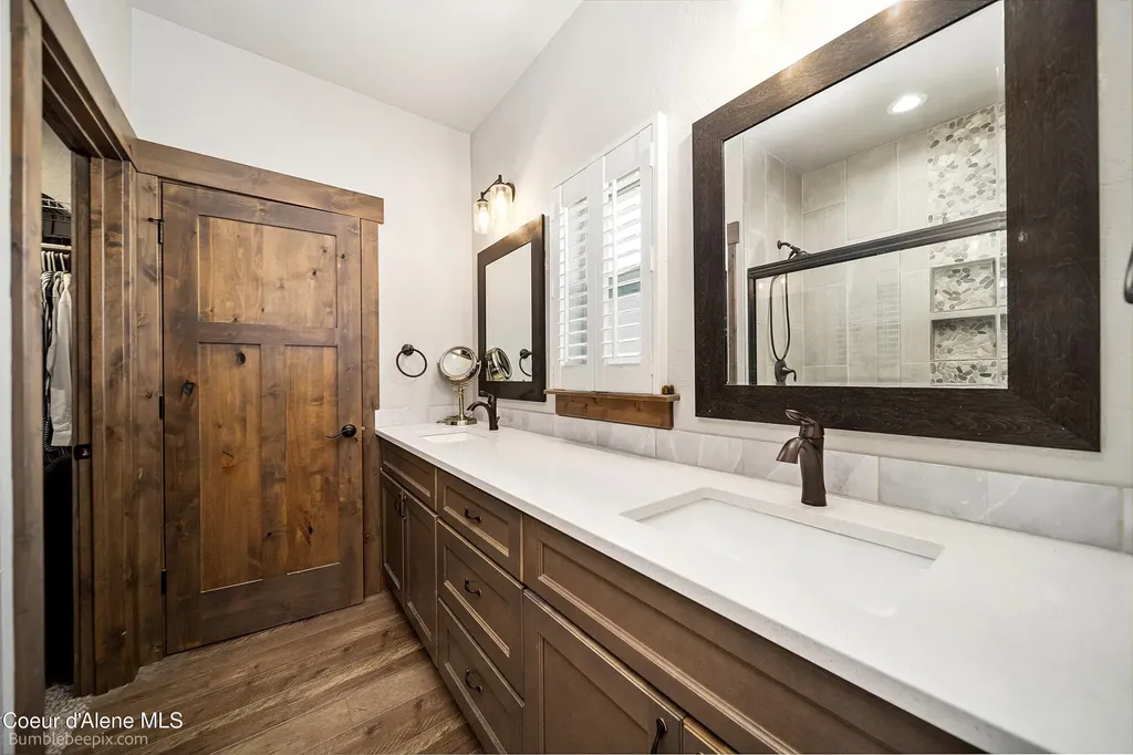 1402 W Wayward Circle Post Falls ID 83854