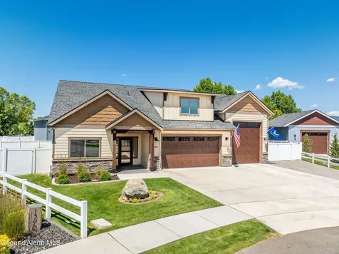 1402 W Wayward Circle Post Falls ID 83854