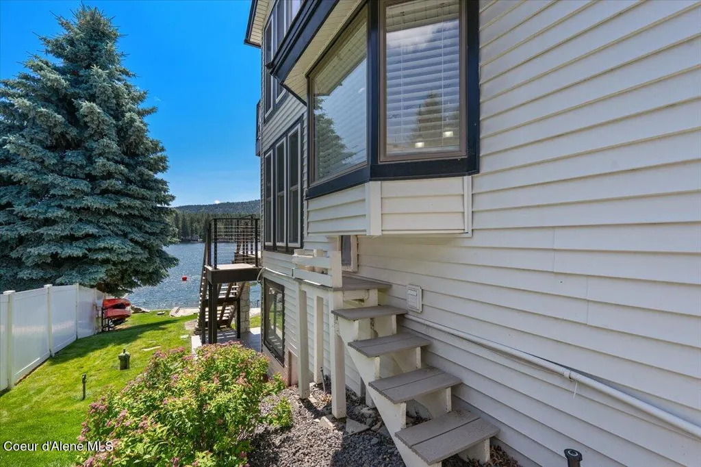 1922 E Rodkey Drive Post Falls ID 83854