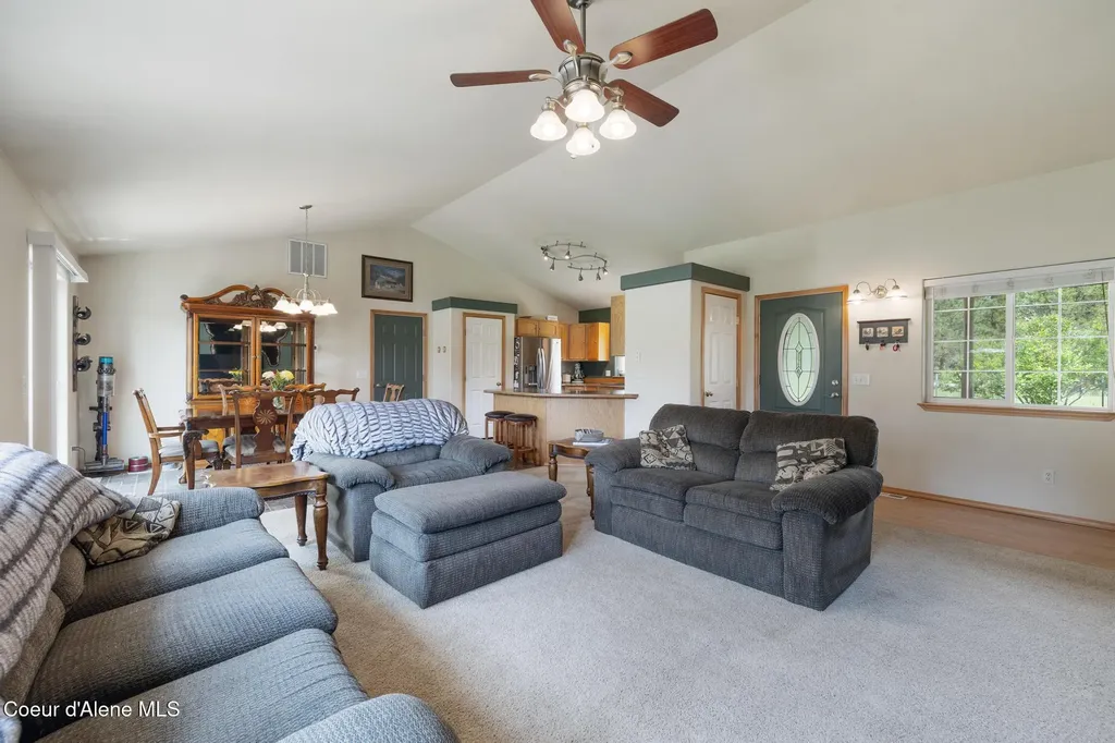 30267 N Wheatridge Road Athol ID 83801