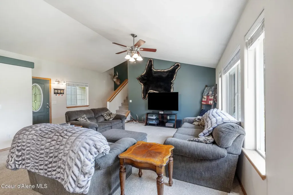 30267 N Wheatridge Road Athol ID 83801