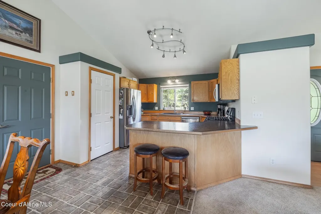 30267 N Wheatridge Road Athol ID 83801
