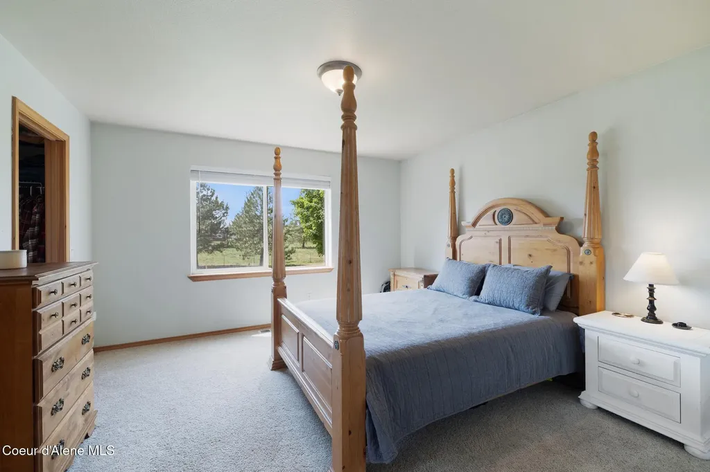 30267 N Wheatridge Road Athol ID 83801