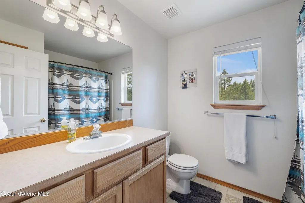 30267 N Wheatridge Road Athol ID 83801