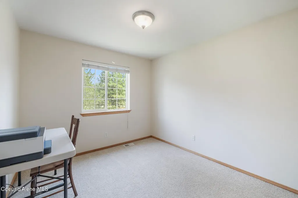 30267 N Wheatridge Road Athol ID 83801