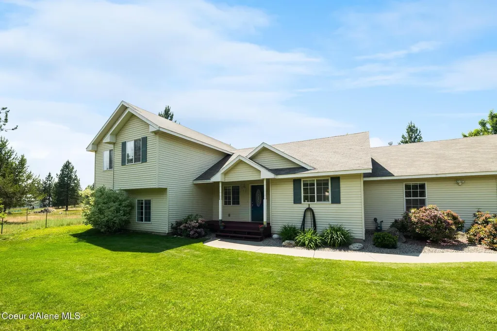 30267 N Wheatridge Road Athol ID 83801