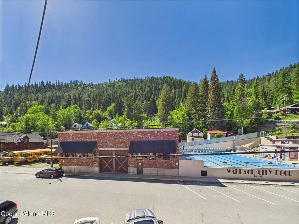 608 Bank Street Wallace ID 83873
