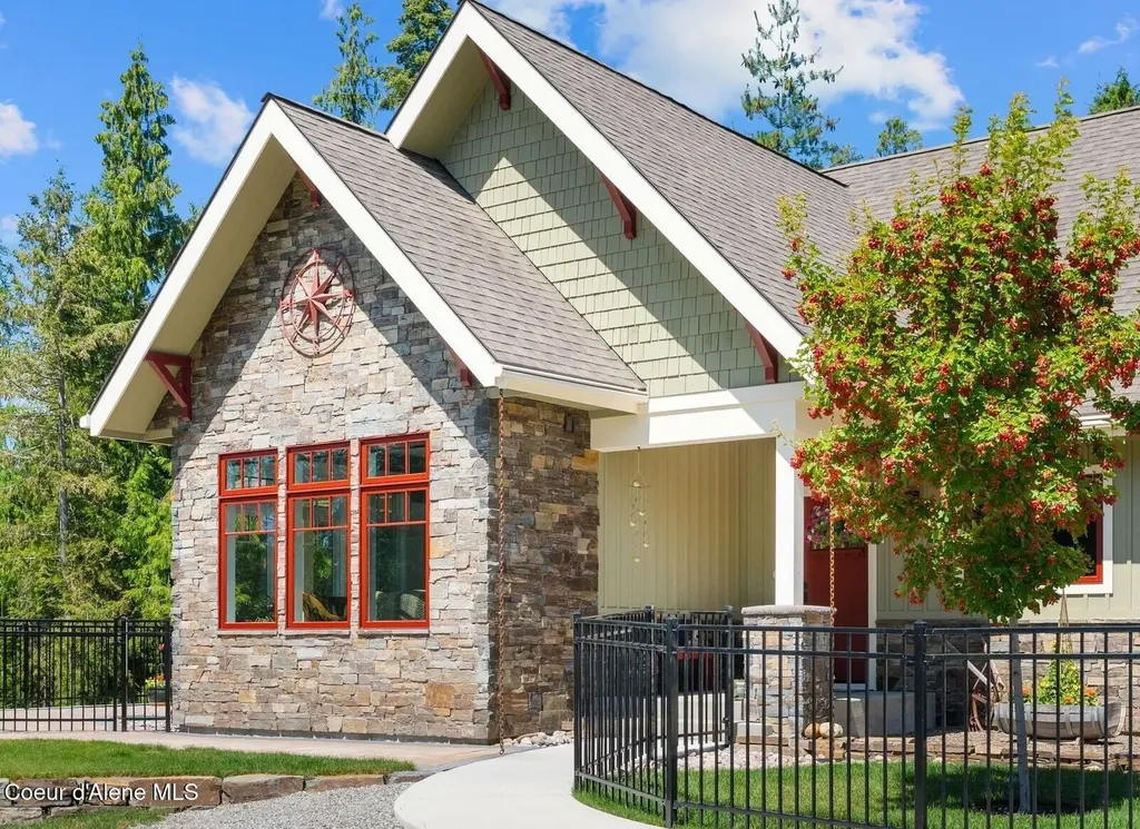 4127 Sagle Road Sagle ID 83860