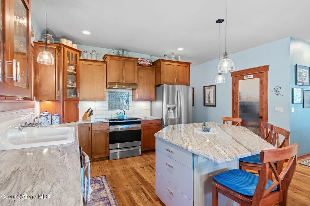 4127 Sagle Road Sagle ID 83860