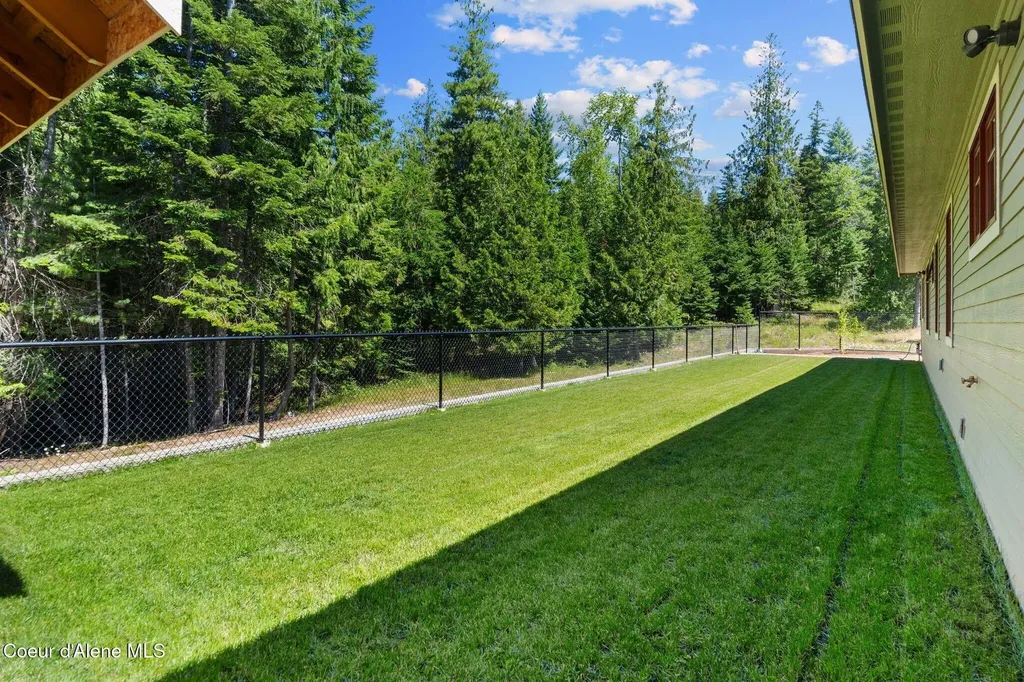 4127 Sagle Road Sagle ID 83860