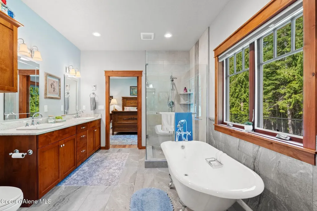 4127 Sagle Road Sagle ID 83860