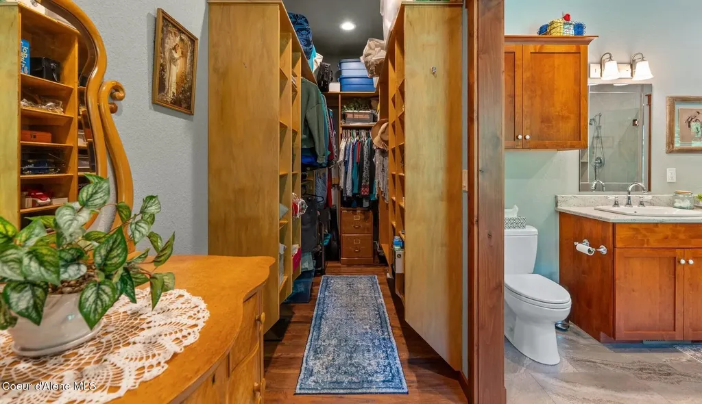 4127 Sagle Road Sagle ID 83860