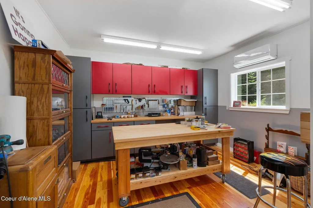 4127 Sagle Road Sagle ID 83860