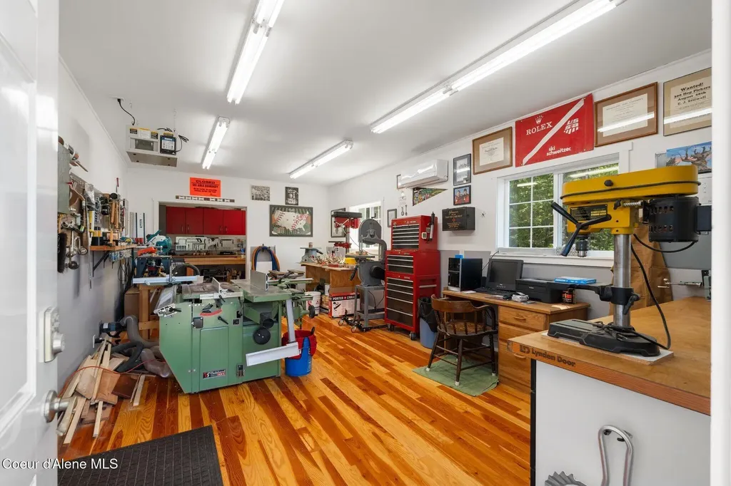 4127 Sagle Road Sagle ID 83860