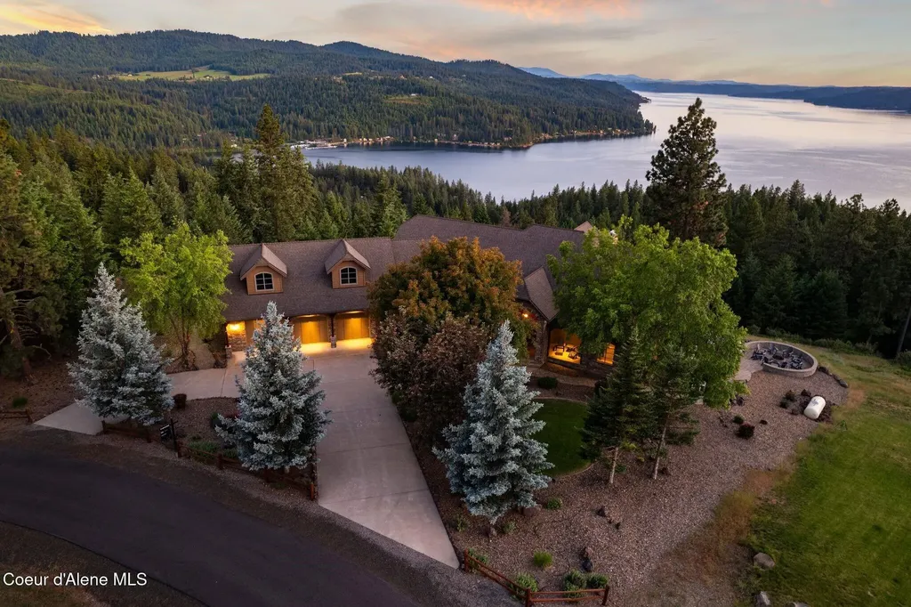 13277 S Ridgeview Loop Harrison ID 83833