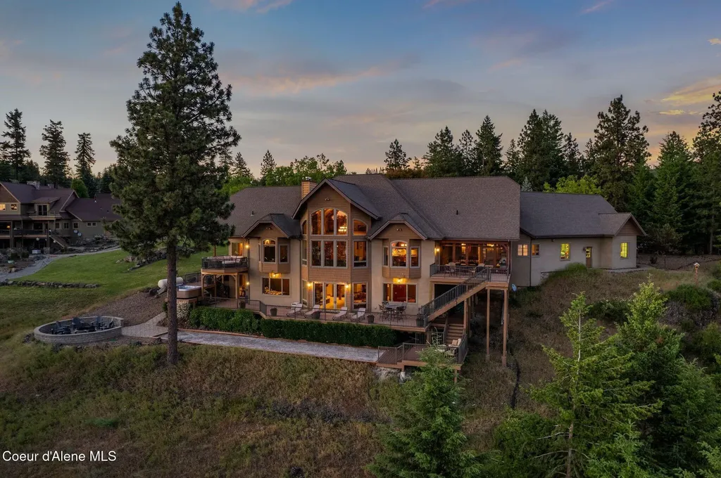 13277 S Ridgeview Loop Harrison ID 83833